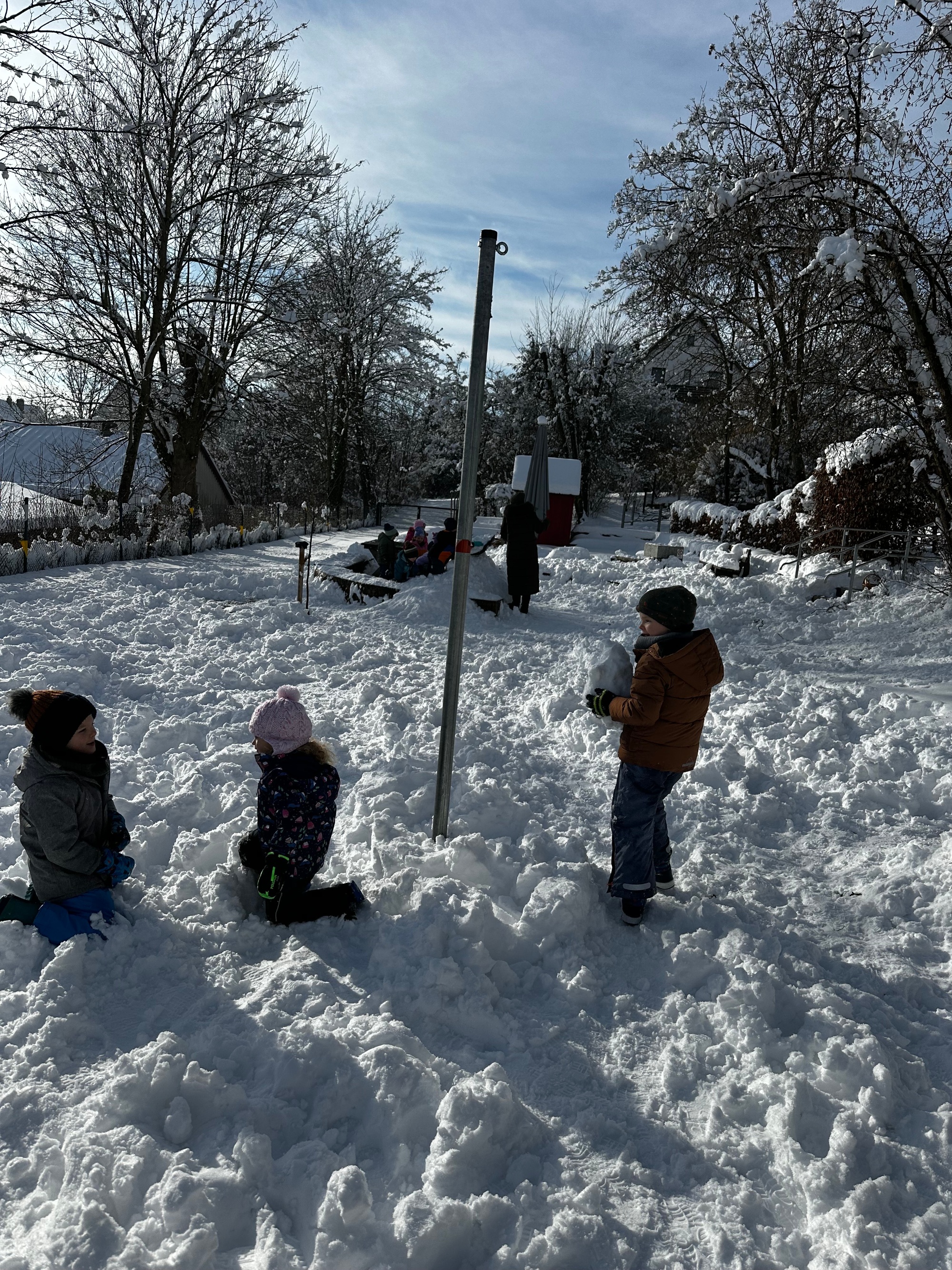spielen im Schnee